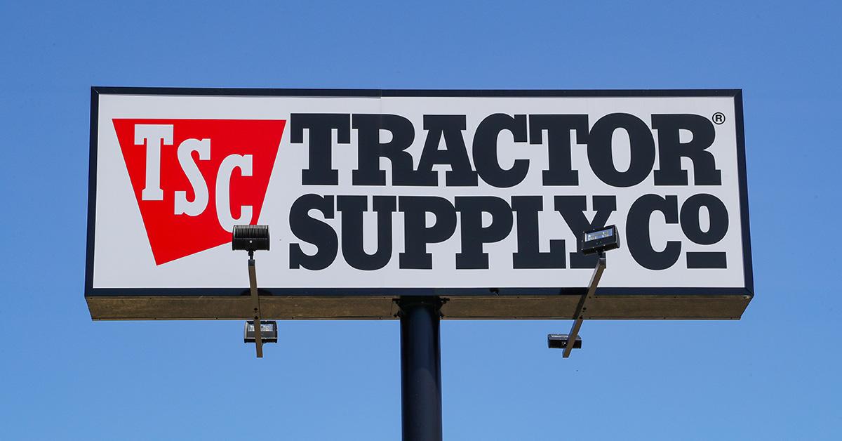 A Tractor Supply Company sign against the sky. 